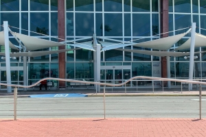 Aeropuerto di Aruba a cuminsa parce un ‘ghost airport’ caba