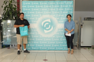SETAR ta haci entrega di 200 Mi-Fi y 700 carchi di prepaid 