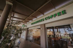 Renaissance Aruba Resort & Casino ta Habri Bek e prome Localidad di Starbucks