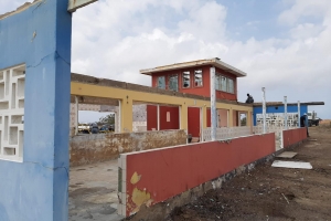 Aruba na caminda pa haya su Drive-Inn Theatre bek