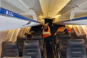 Aruba Airlines ta sigura salud di su empleadonan despues cu uno a test positivo pa COVID-19 