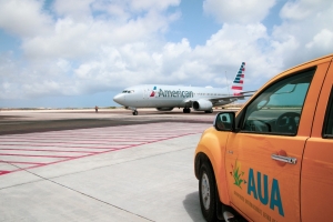 Aruba a ricibi su prome turistanan Mericano bek despues di 4 luna 