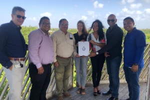 A traspasa maneho di 16 areanan proteha pa Fundacion Parke Nacional Aruba  