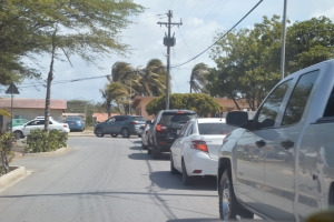 Rij largo di ciudadanonan cu ta test pa COVID-19 diaranson