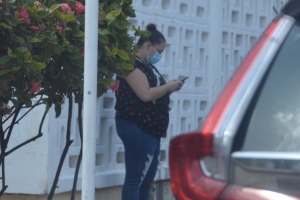 Pueblo dunando oido pa bisti mondkapje caba, aunke no ta obligatorio