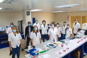 LabHOH ta ricibi acreditacion pa tur test microbiologico 