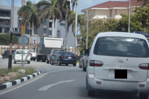 Rijnan largo atrobe na test center pa haci COVID19 test