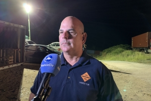 Containernan cu clapchi a keda distribui for di Wela