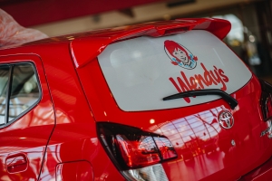 Wendy’s ta anuncia ganador mayan di e auto AGYA 2021