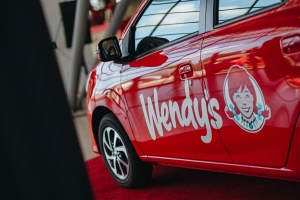 Wendy’s ta anuncia ganador mayan di e auto AGYA 2021