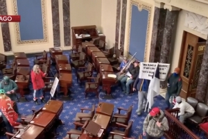 Manifestantenan Pro Trump a drenta Capitolio di Merca y crea chaos!