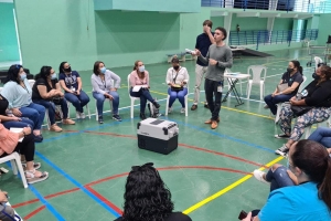 Tur cos ta cla pa yegada di e prome cargacion di vacuna contra Covid