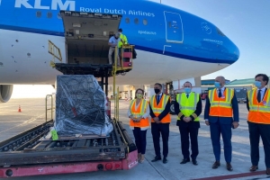 Prome lote di vacuna contra Covid19 a yega Aruba