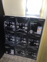 E 9 koelboxnan extra pa transporta vacuna contra Covid19 a yega Aruba