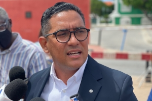 Partid RAIZ toch a bin entrega su lista di 12 candidato 'en persona' 