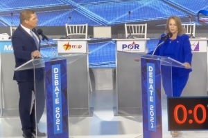 Debate di KvK a conoce intercambio fuerte entre lider di AVP y MEP 