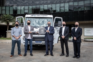 Volkswagen Caminhões e Ônibus a entrega su prome truck 100% electrico 
