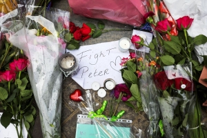 Prensa internacional conmovi cu morto di Peter R. de Vries 