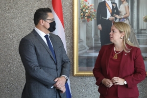 Conseho di Minister a aproba pa Guilfred Besaril keda minister Plenipotenciario na Hulanda 