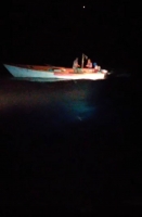 Polis maritimo a core cu 5 piscado Venezolano den awa teritorial di Aruba