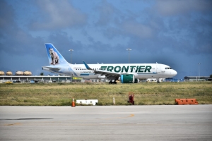 Frontier Airlines a yega Aruba diasabra pa di prome biaha