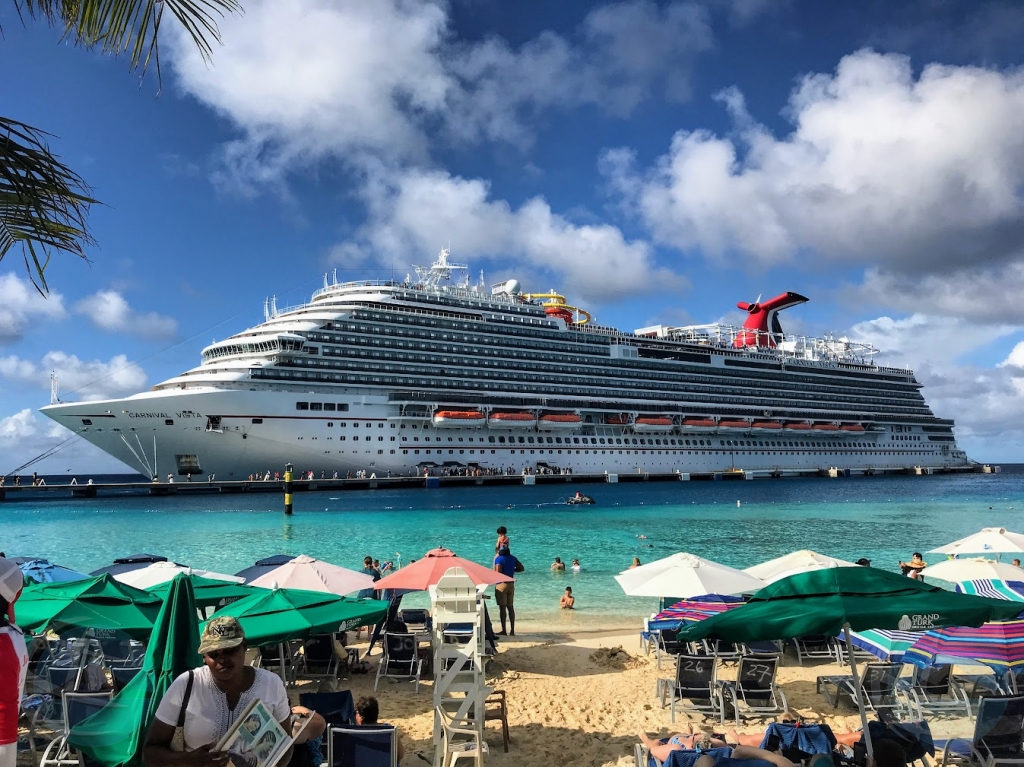 NoticiaCla Bapor crucero Carnival Vista ta inclui Aruba y Corsou na 2023