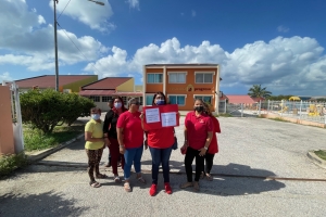 Trahadonan di Casa Cuna  tambe a bay den accion awe mainta 