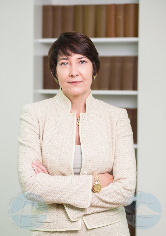 Monica Kock eligi como presidente di Camara di Comercio