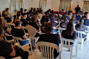 Pa di dos dia Colegio Arubano ta paralisa y docentenan ta protesta