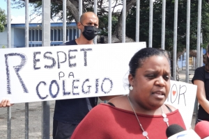 Docentenan di Colegio Arubano a exigi respet di directiva di scol