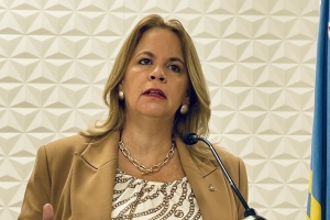 Varios medida crucial contra Covid19 ta keda elimina entrante diabierna