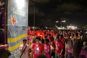 Aruba a tene su Parada Nacional di Luz diasabra anochi 