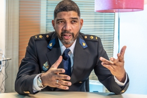 Ken ta Aruba su proximo Alto Comisario, Ramon Arnhem?