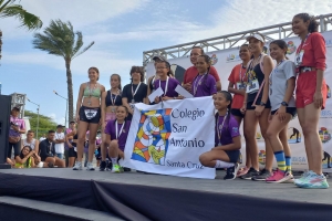 Colegio San Antonio Runners ta sali number 1 den nan categoria