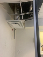 Parti di plafond na opname afdeling na Hospital Horacio Oduber a cay aden 