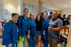 Personal medico mericano cu a yuda durante Covid19, a bandona Aruba  