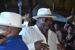 Comediantenan Mike Epps y Chase Anthony a habri Soul Beach Festival na Aruba 