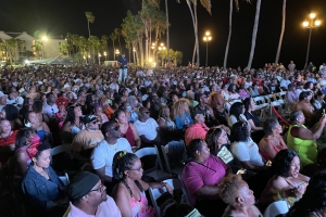 Comediantenan Mike Epps y Chase Anthony a habri Soul Beach Festival na Aruba 