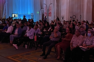 E di cinco e-Aruba Business Seminar tabatin algo pa tur hende 