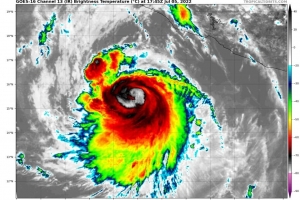 Bonnie a keda na bida te bira horcan di categoria 3 awor, den oceano Pacifico