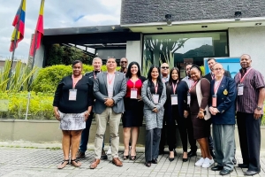 Delegadonan di FTA den seminario na Colombia