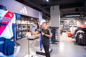 Adidas Aruba ta estrena AL Rihla, e Bala Oficial di FIFA su Copa Mundial 2022