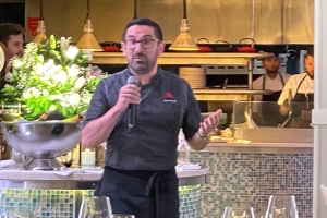 Aruba Marriott Resort a honra prensa di Aruba cu cena special