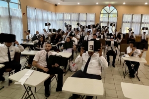 AHATA y ASD a haci donacion na studiantenan culinario di EPI