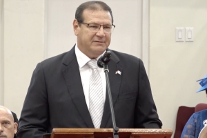 Gobernador a habri aña Parlamentario # 37 di Aruba 