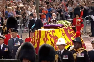 Londen ta prepara pa despedida di Reina Elizabeth II 