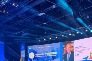 Aeropuerto di Aruba ta presenta plan pa futuro di avionan electrico den conferencia na Argentina
