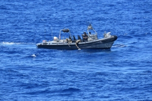 Barco di Zr.Ms. Holland a gara 5 mil kilo di droga den Laman Caribe  