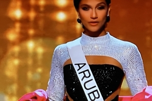 Aruba y Corsou a luci durante certamen preliminar di Miss Universo 2022