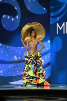 Prensa internacional tin hopi atencion pa Aruba y Corsou den certamen Miss Universo 2022
